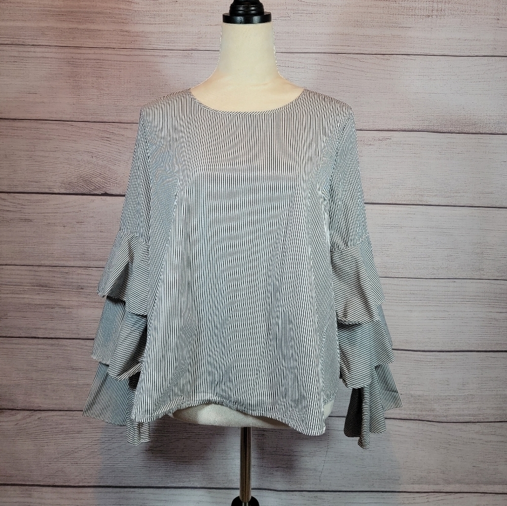 ABOUND Striped 3 Tiered Sleeve Blouse Blue and White Size Small